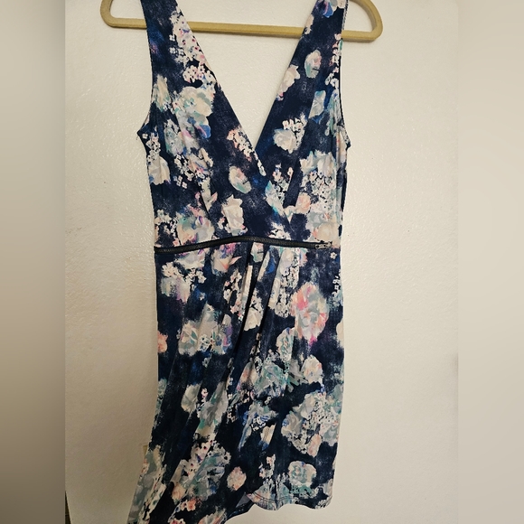 BCBGGENERATION Blue night mult size 6  dress - Picture 3 of 8